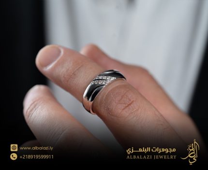 دبلة رجالية مرصعة بالألماس